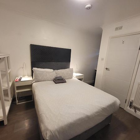 Abbey Point Hotel Вэмблей Экстерьер фото